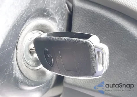 2015 Hyundai Santa Fe Sport 2.4L z USA, uszkodzony, nr VIN 5XYZT3LB1FG259208